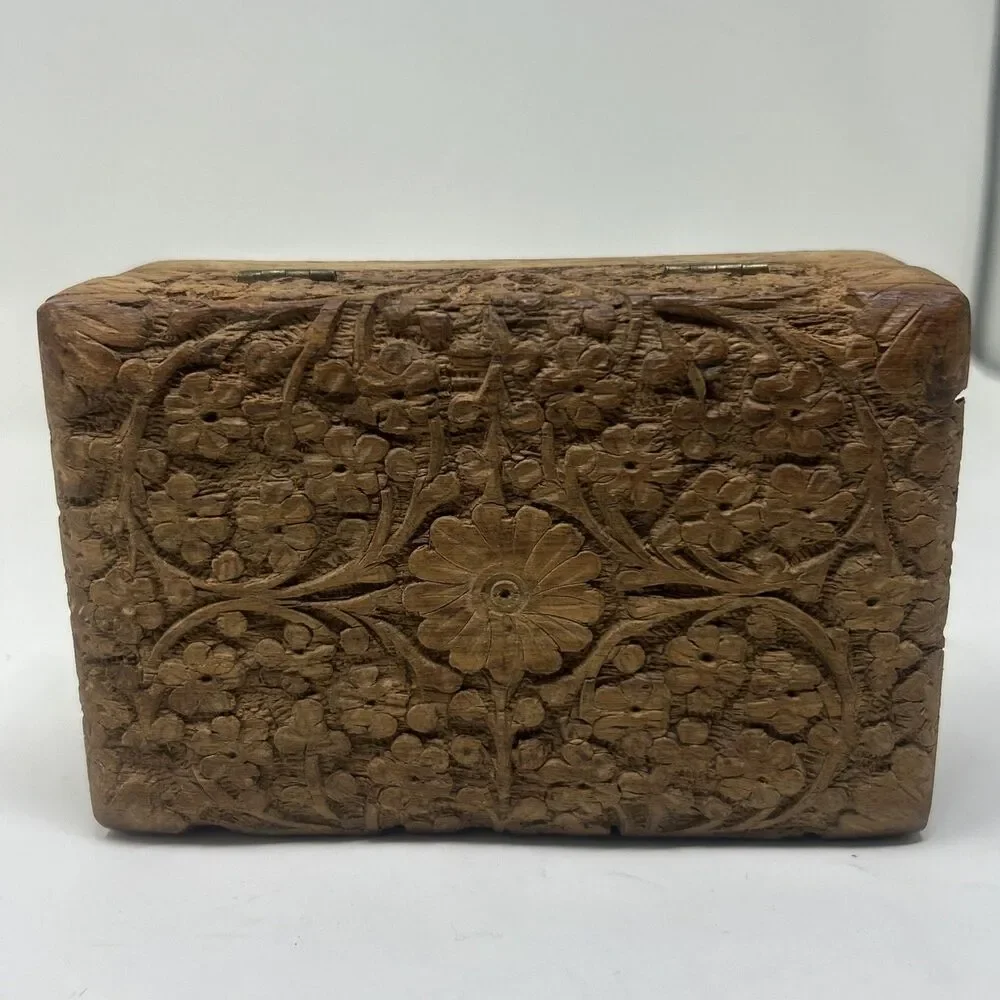 Vintage Carved Wooden Box Jewelry Trinket Flora